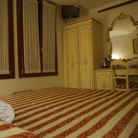 Hotel Rialto Experience Venezia Esterno foto