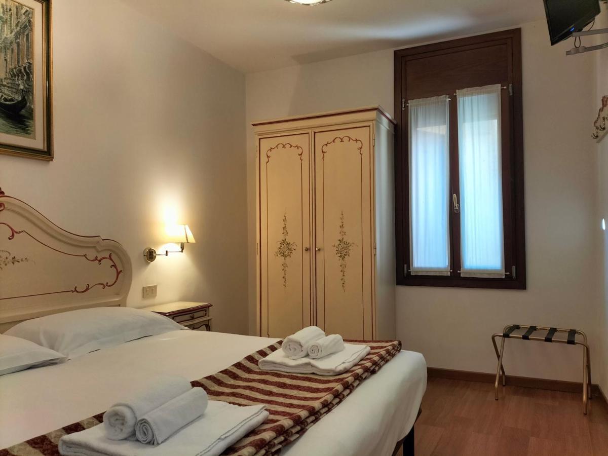 Hotel Rialto Experience Venezia Esterno foto